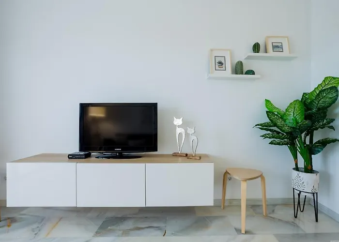White Studio - La Caleta